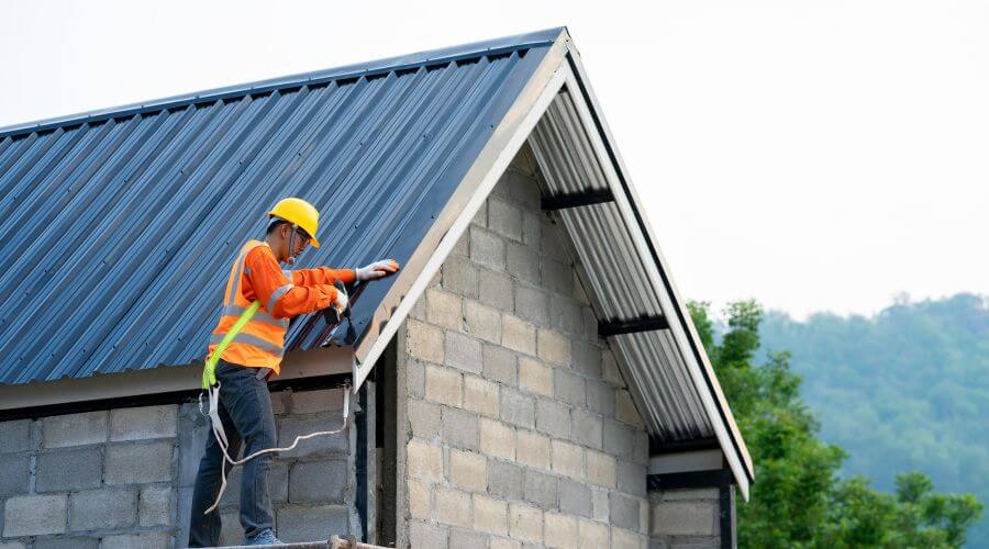 Expert Emergency Roof Repairs services in Tonalea, AZ
